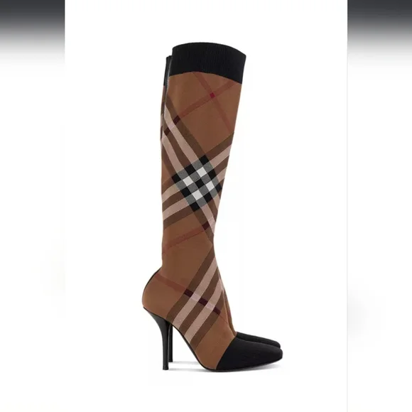 Burberry Vintage Dolman Check sock boots - Picture 8 of 13